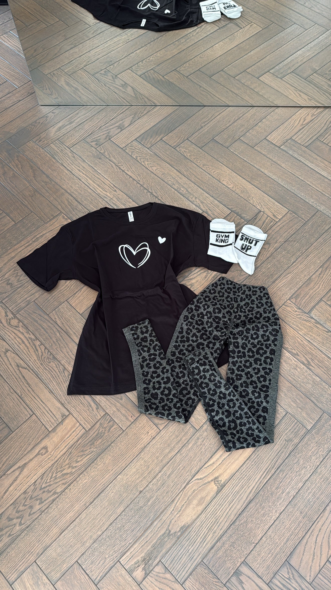 Black leopard printed leggings