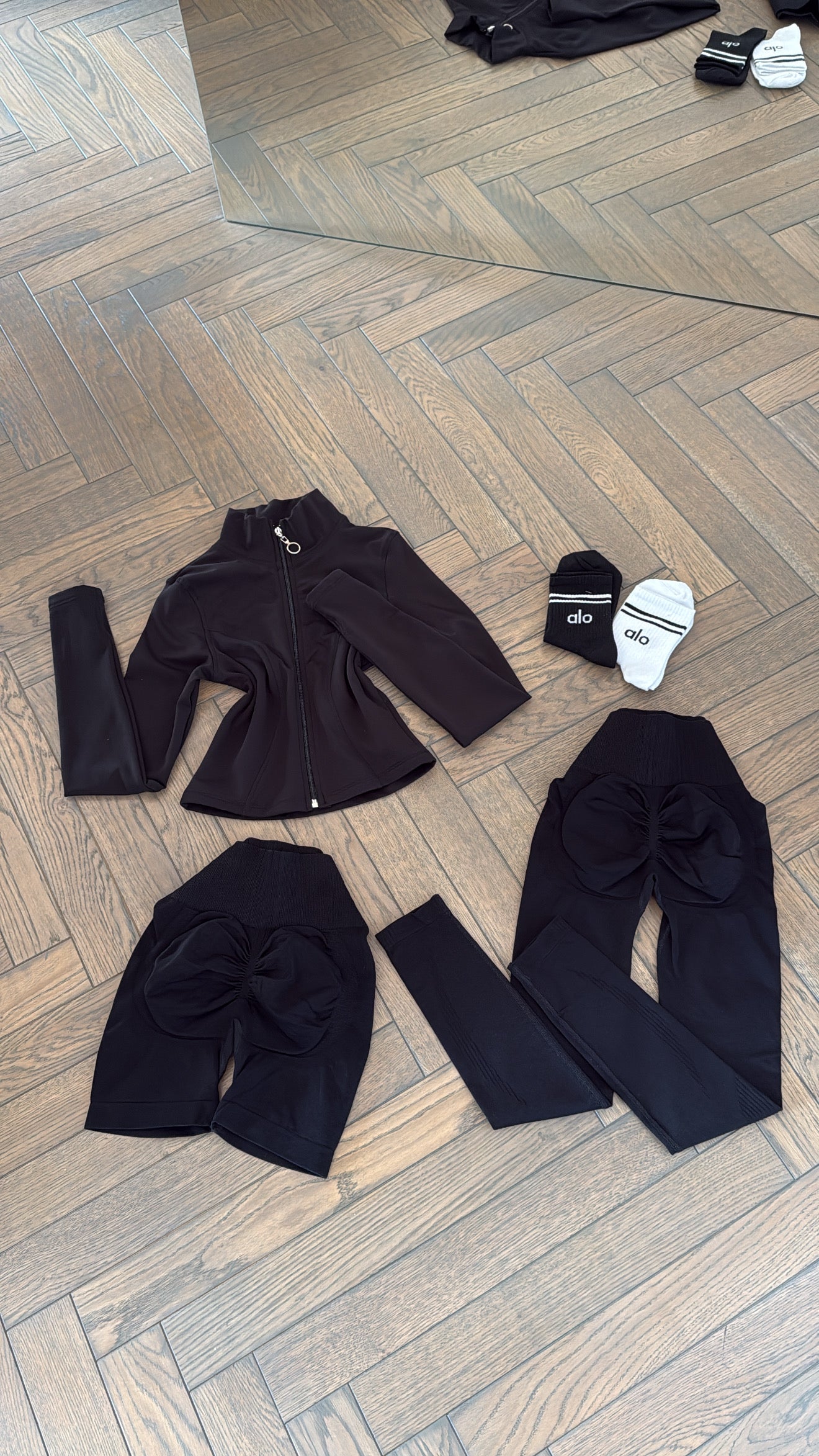 Extra push up black leggings