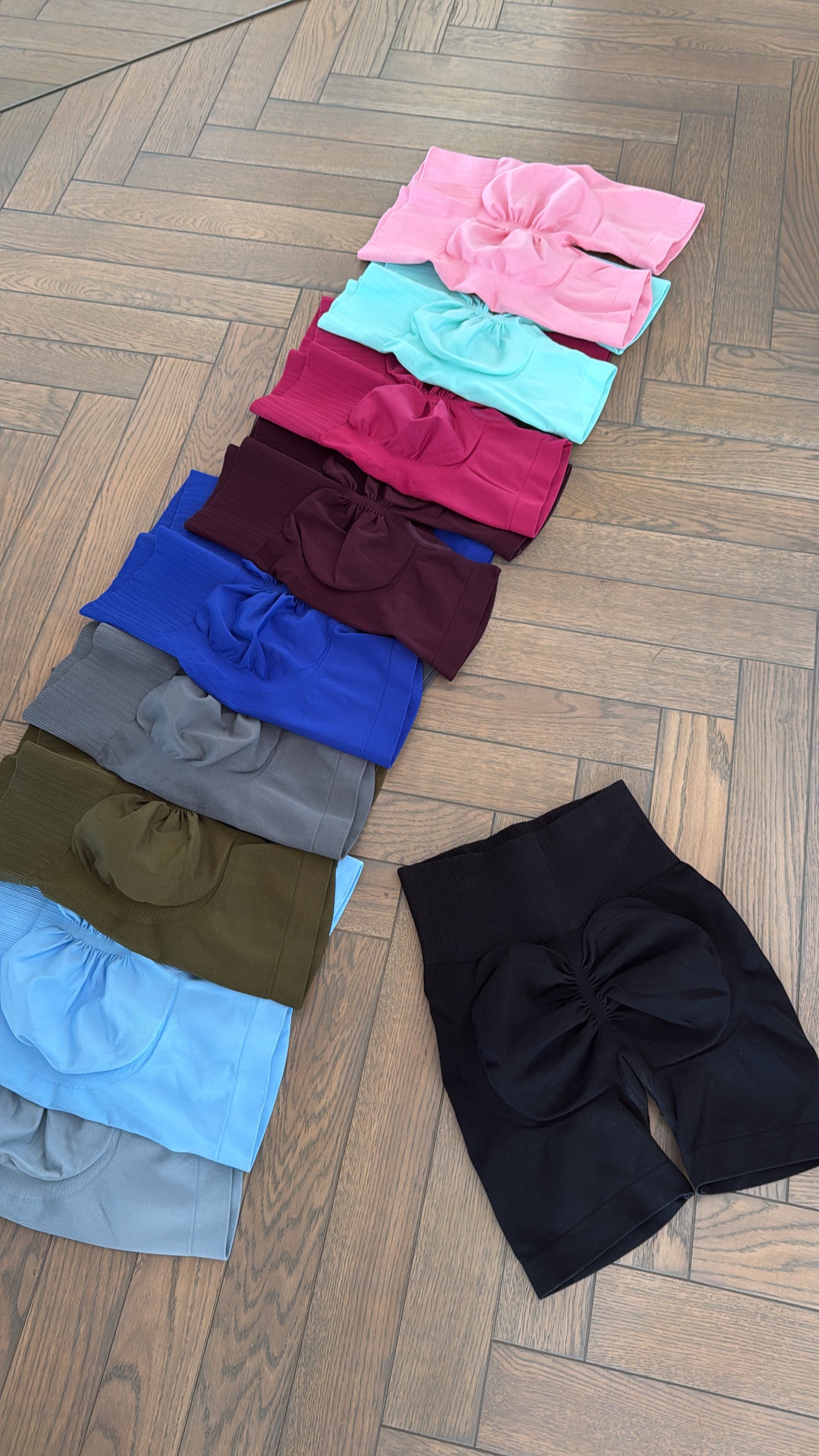 Extra push up shorts