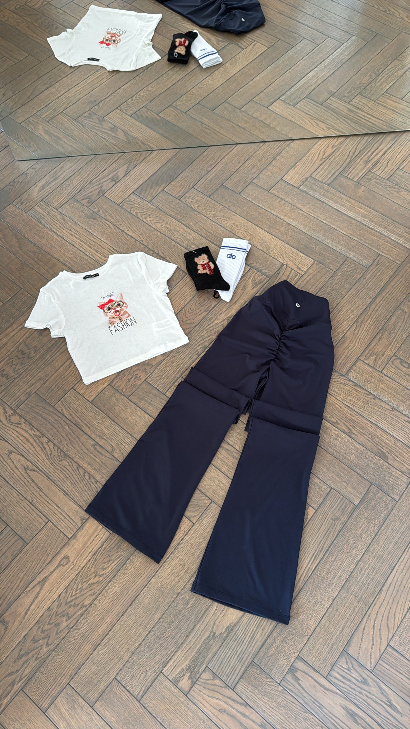 3 piece set- crop top+leggings+socks