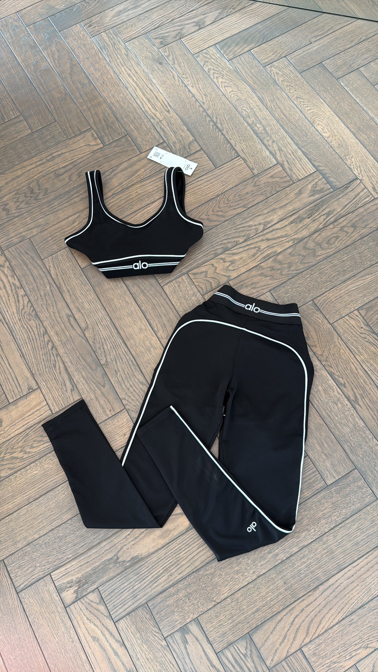 Viral set Alo- bbl jacket+set