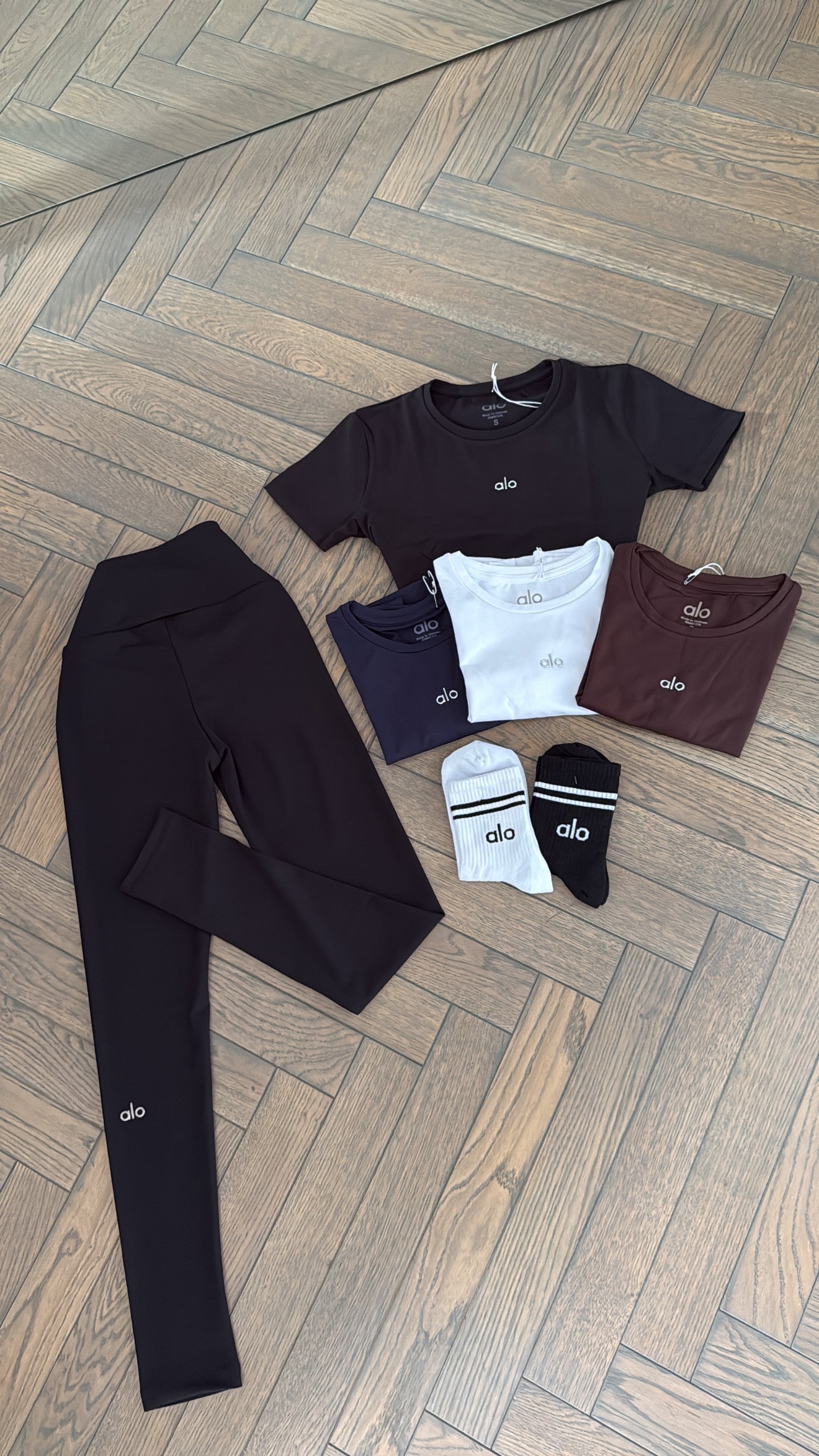 3 piece set- crop top+leggings+socks