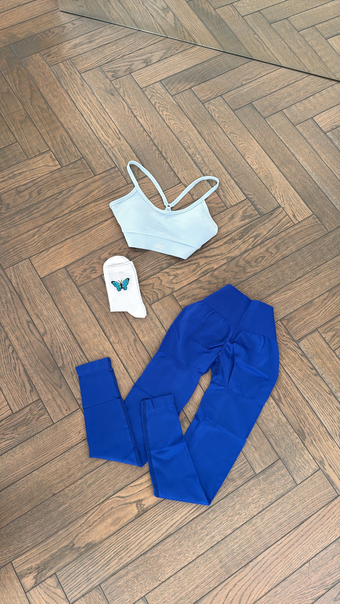 3 piece set- crop top+leggings+socks