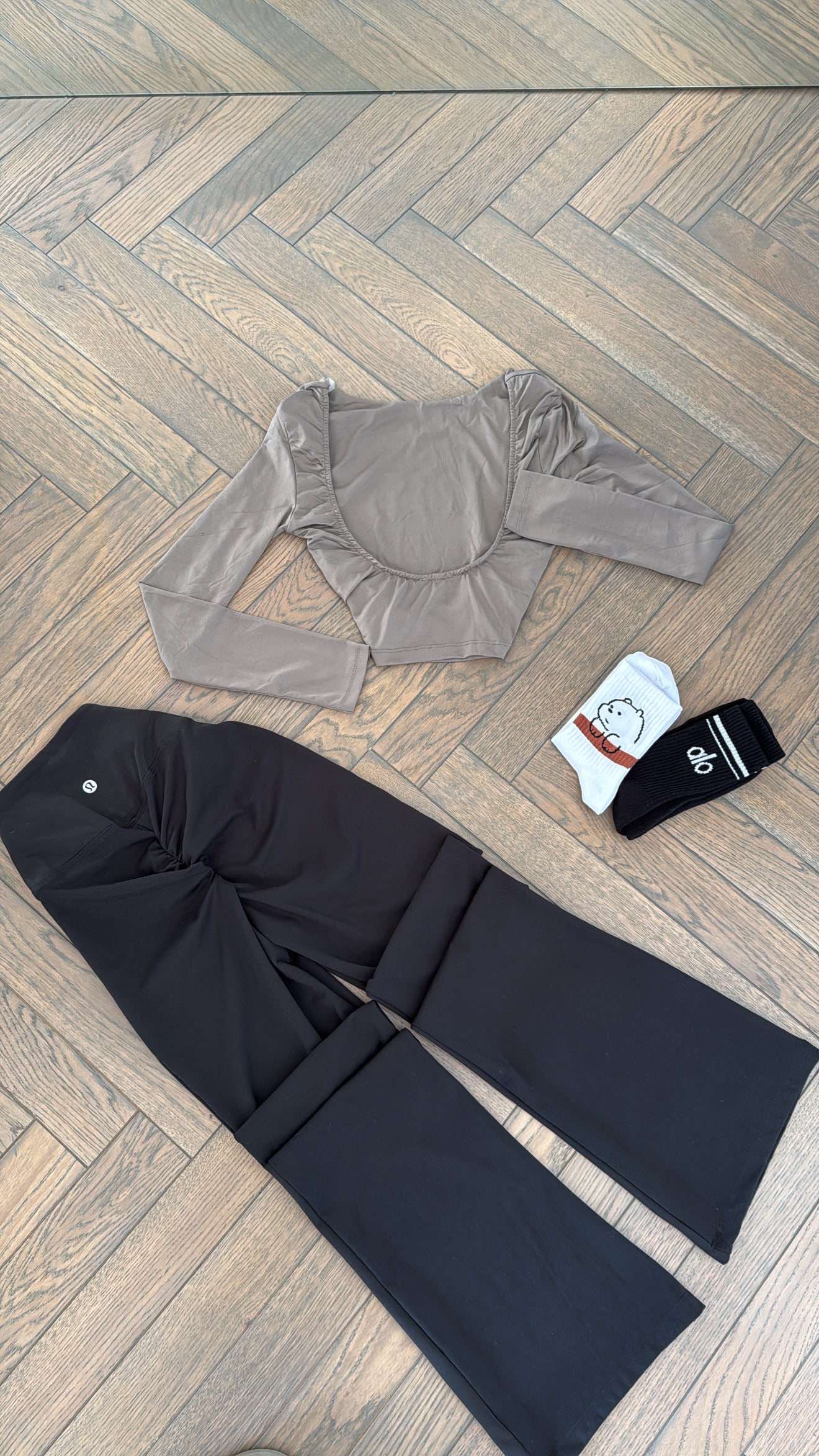 3 piece set- crop top+leggings+socks