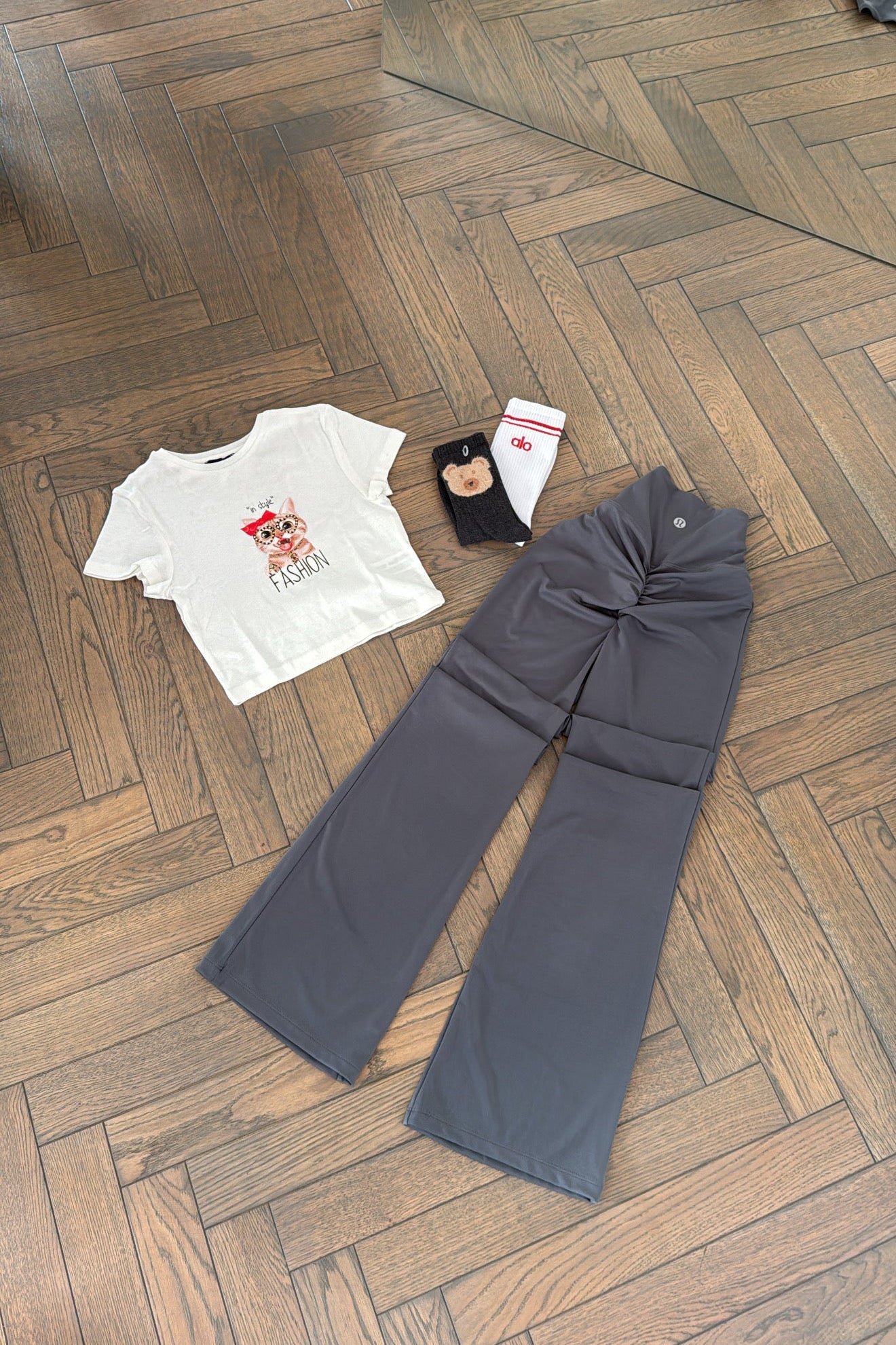 3 piece set- crop top+leggings+socks