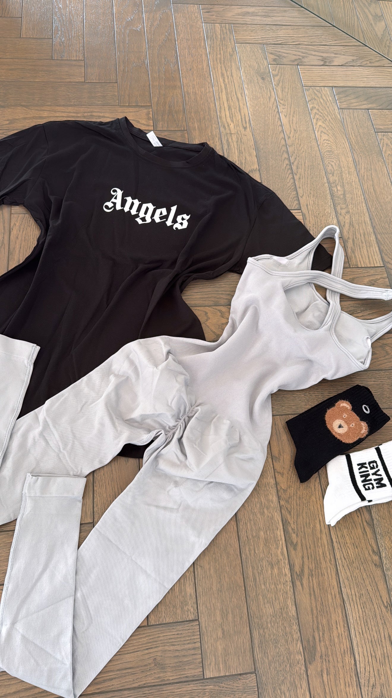 3 piece set- t shirt+jumpsuit+socks
