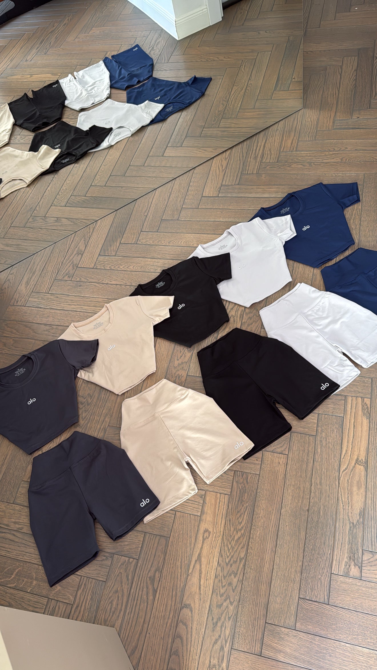 3 piece set-crop top+shorts+socks