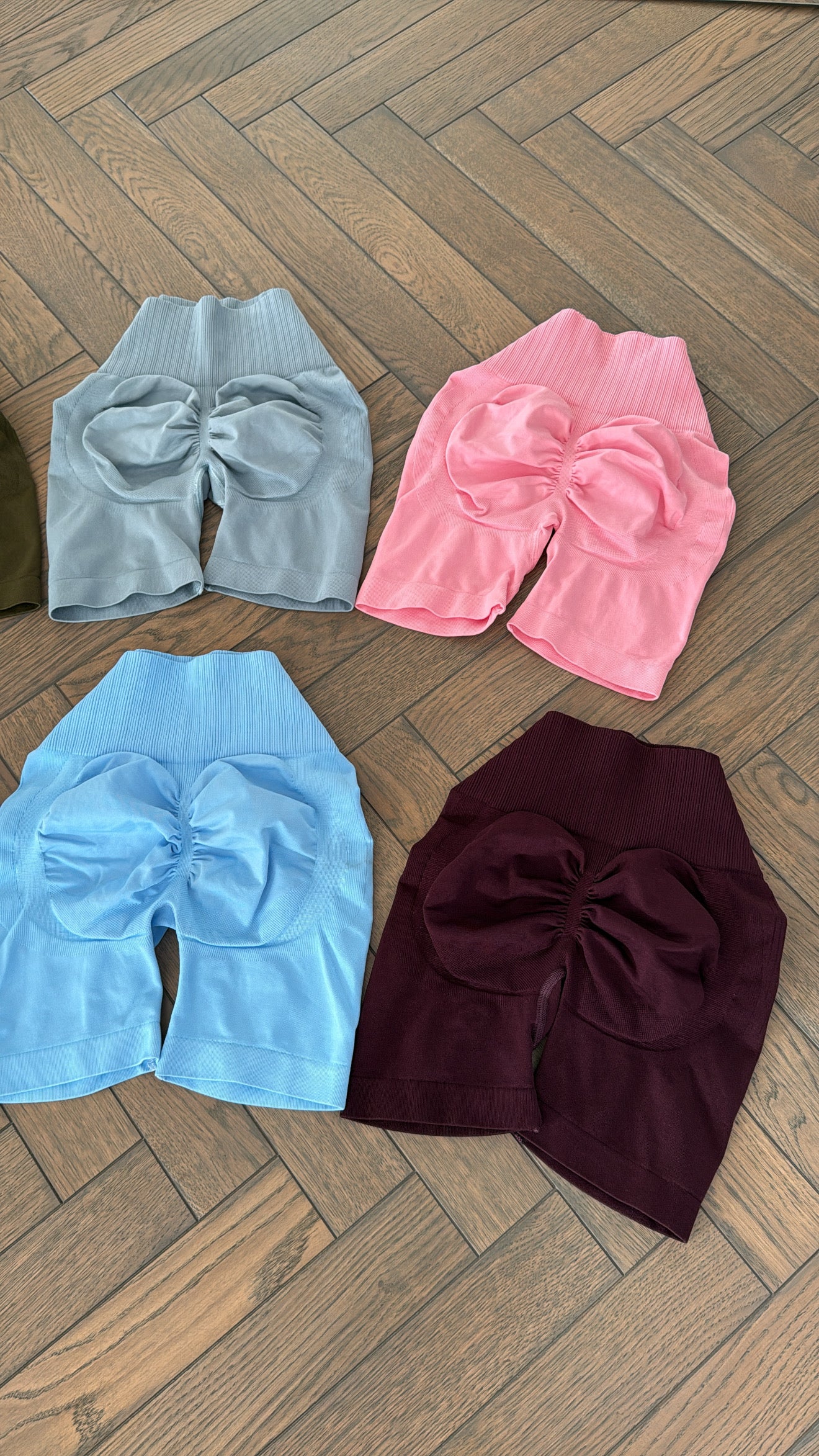 Extra push up shorts