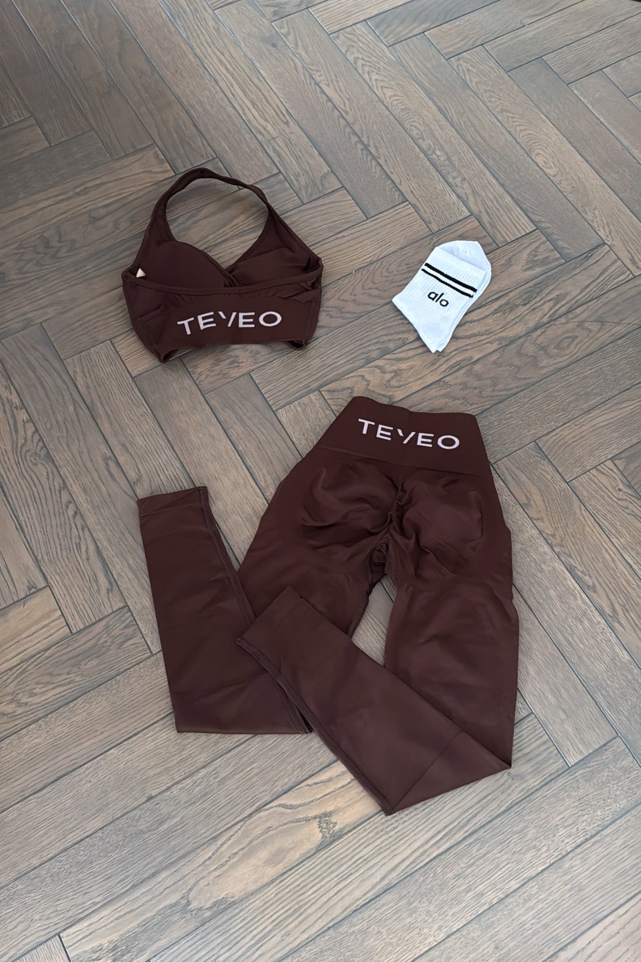 SET Teveo - Brown Colour
