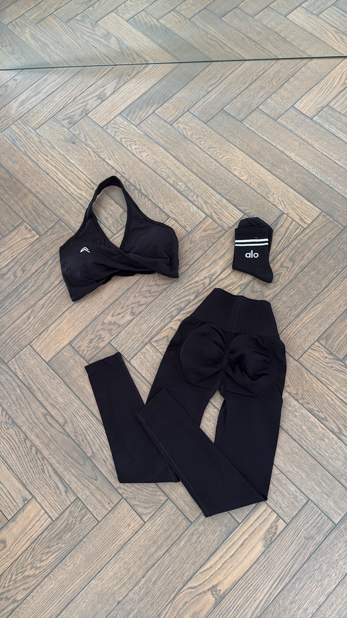 Extra push up black leggings