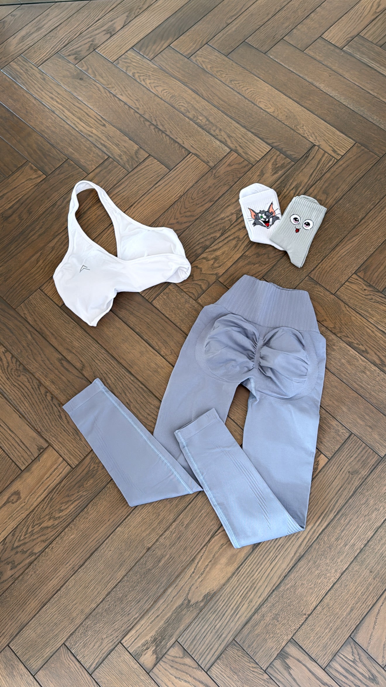 3 piece set- crop top+leggings+socks