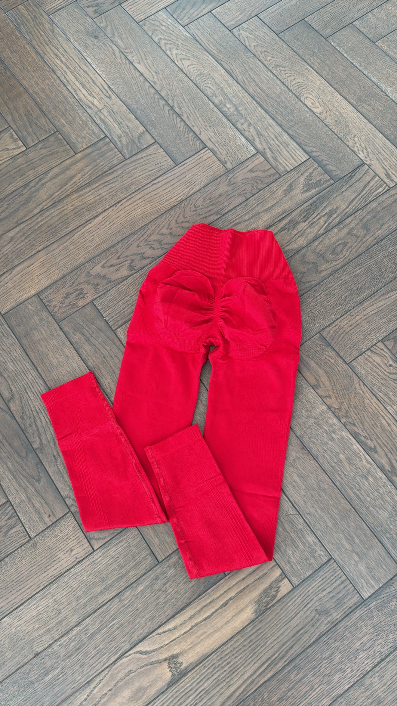 Extra push up red leggings