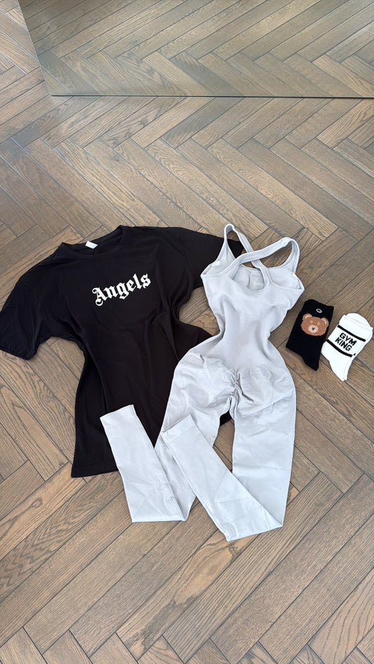 3 piece set- t shirt+jumpsuit+socks