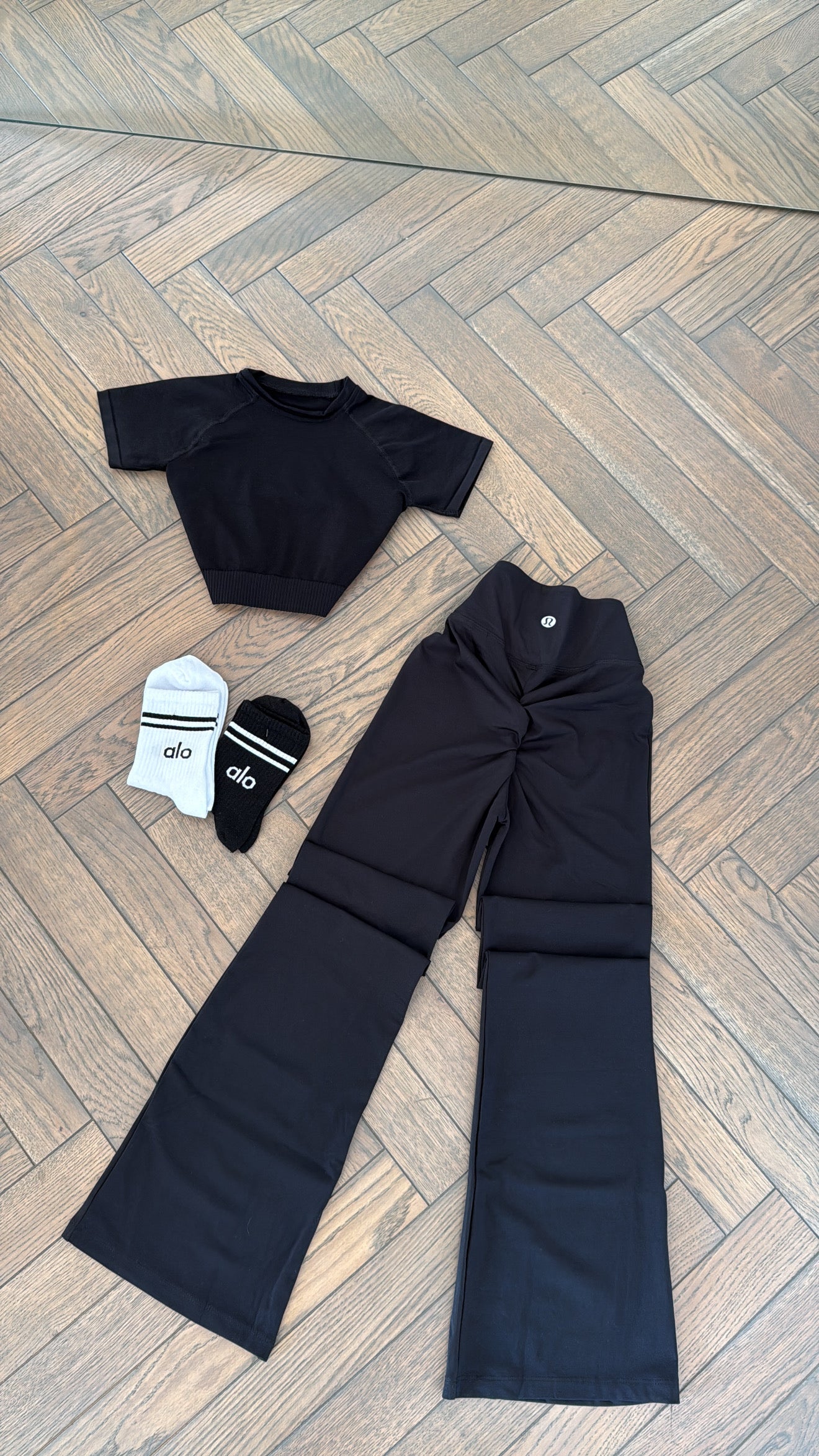 3 piece set- crop top+leggings+socks