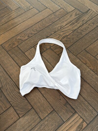 White OnerActive Crop top