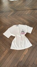 White T shirt