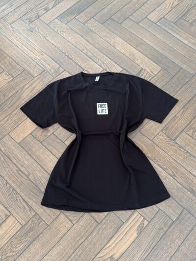 Free life T shirt