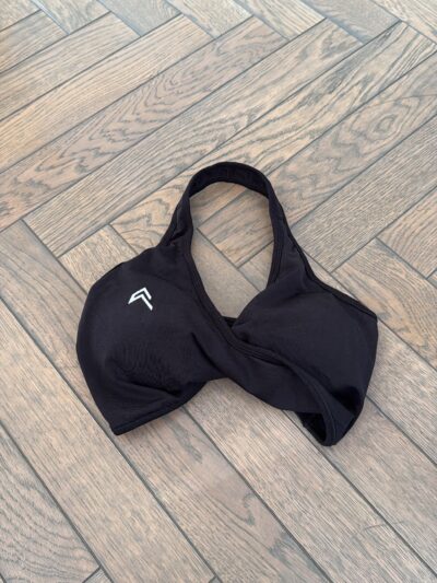 Black OnerActive Crop top