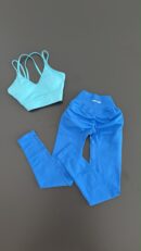 Set/Crop+Blue Dfyne Leggings