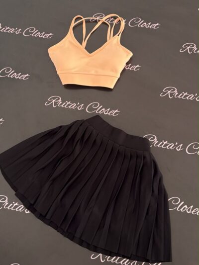 Set/Crop+Black Skirt