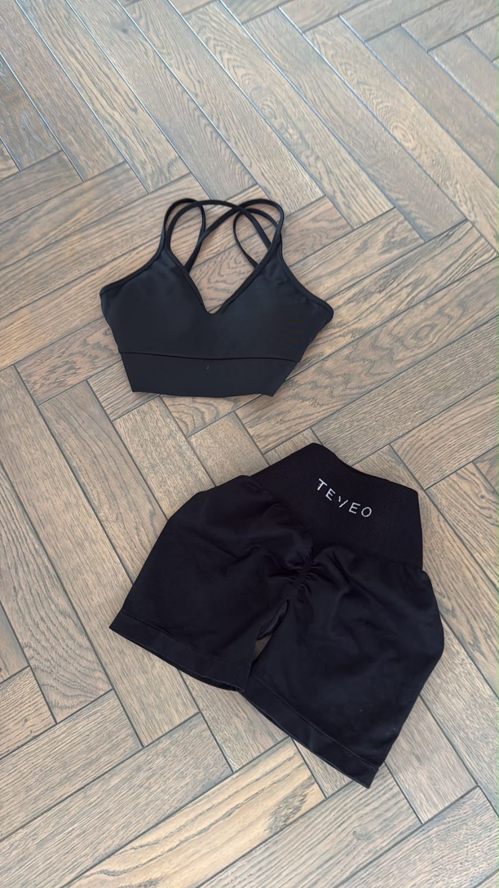Set/Crop+Teveo Shorts